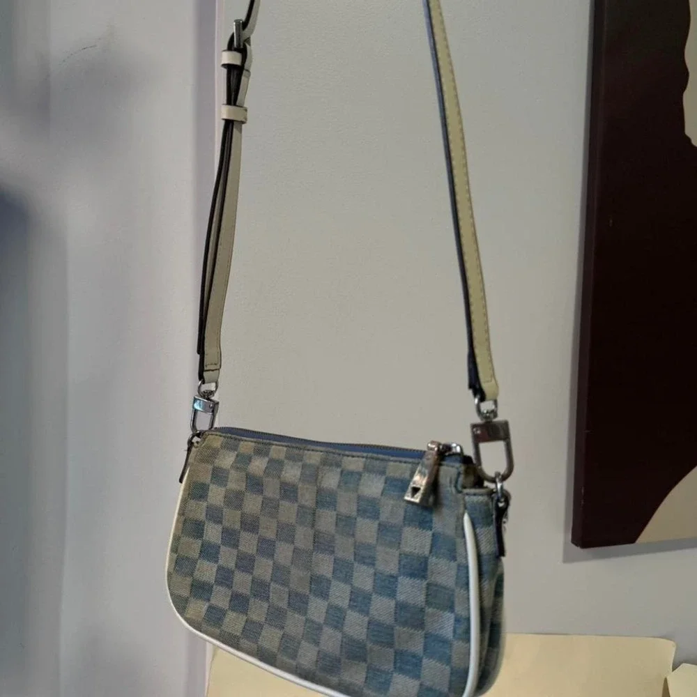 Guess Y2K Crossbody Bag set